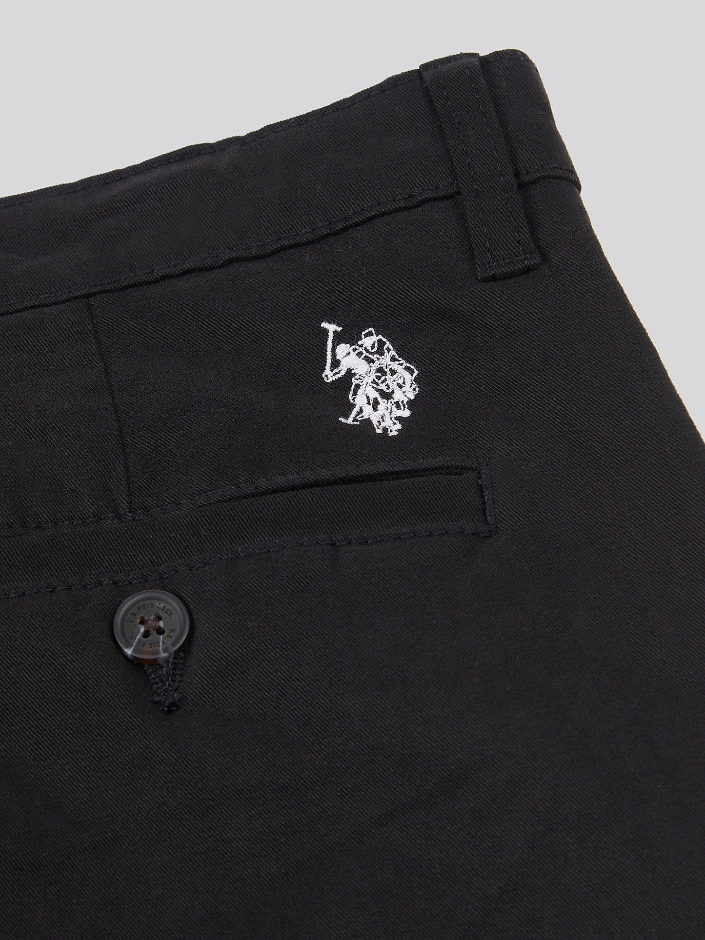 Mens Classic Chinos Shorts in Black Bright White DHM