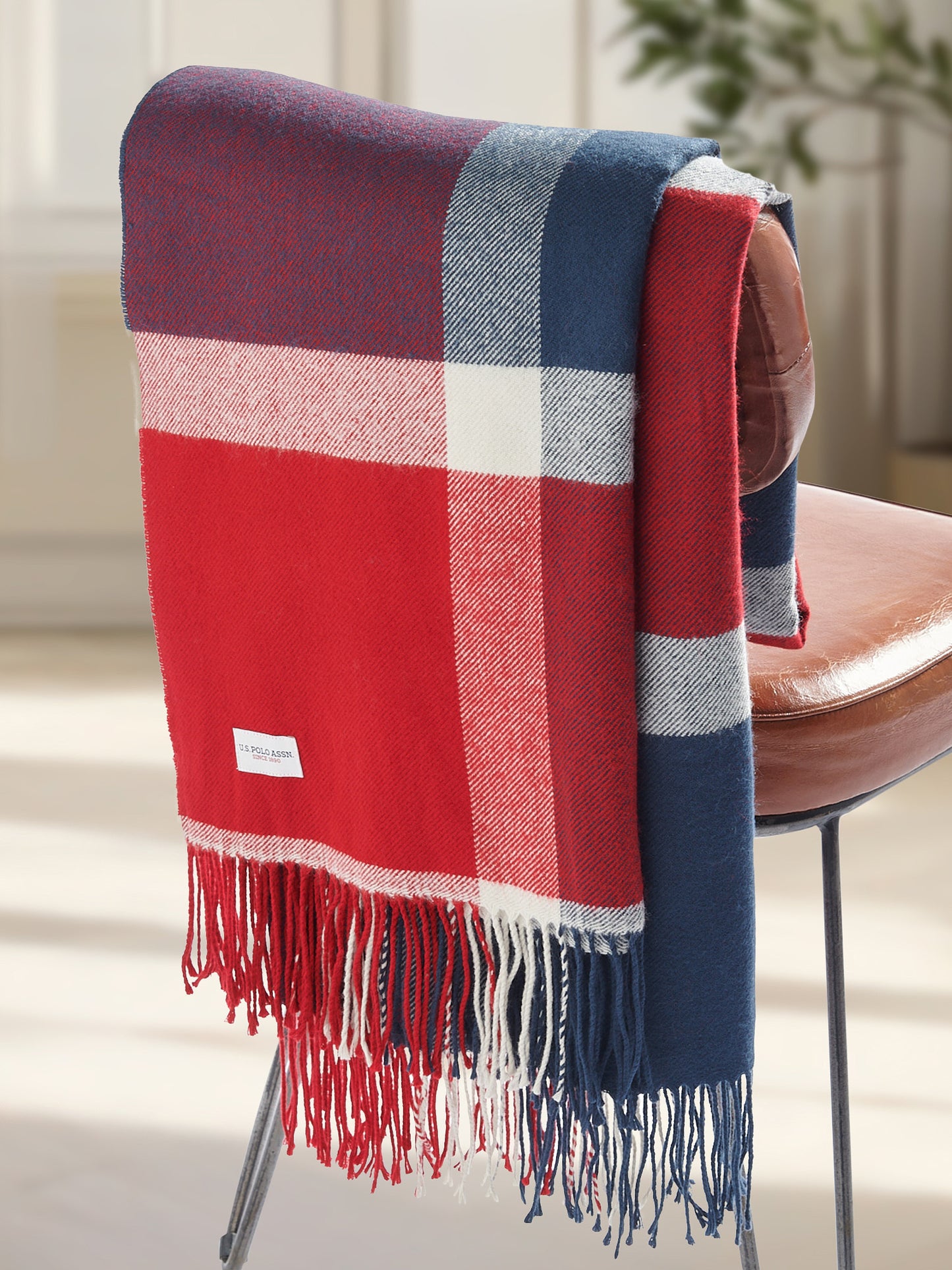 Luxurious Soft Check Boxed Throw in Navy Iris