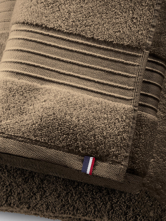 Pure Cotton Zero Twist Towel in Taupe Grey