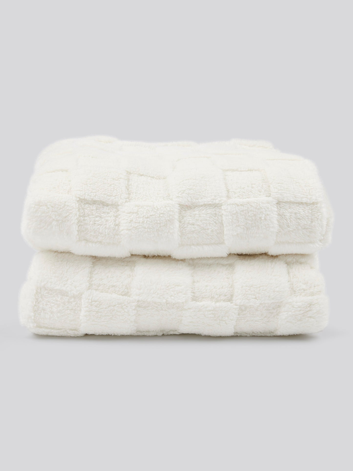 Premium Plush Jacquard Throw in Bright White