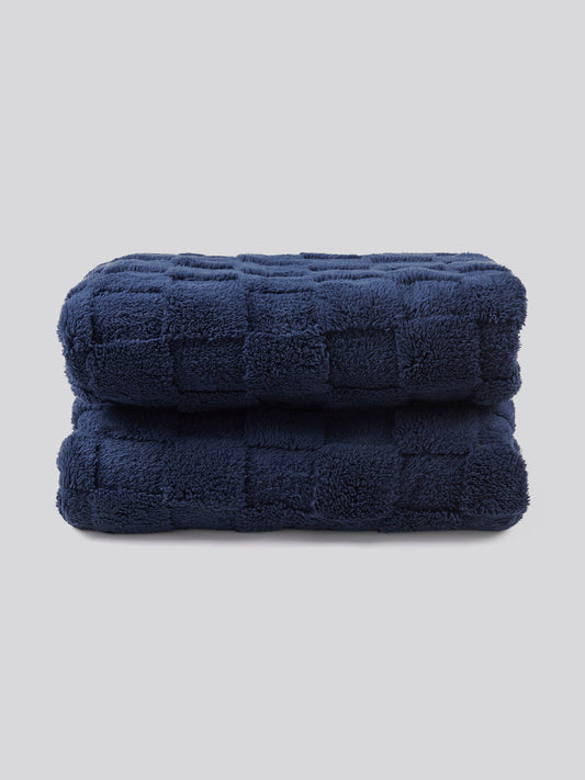 Premium Plush Jacquard Throw in Navy Iris