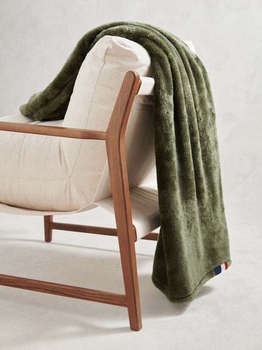 Premium Fleece Throw Capulet Olive