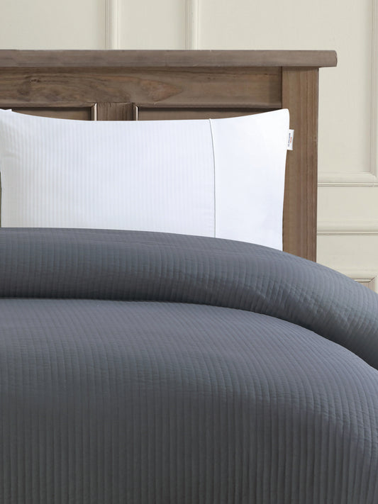 Channel Bedspread Tornado