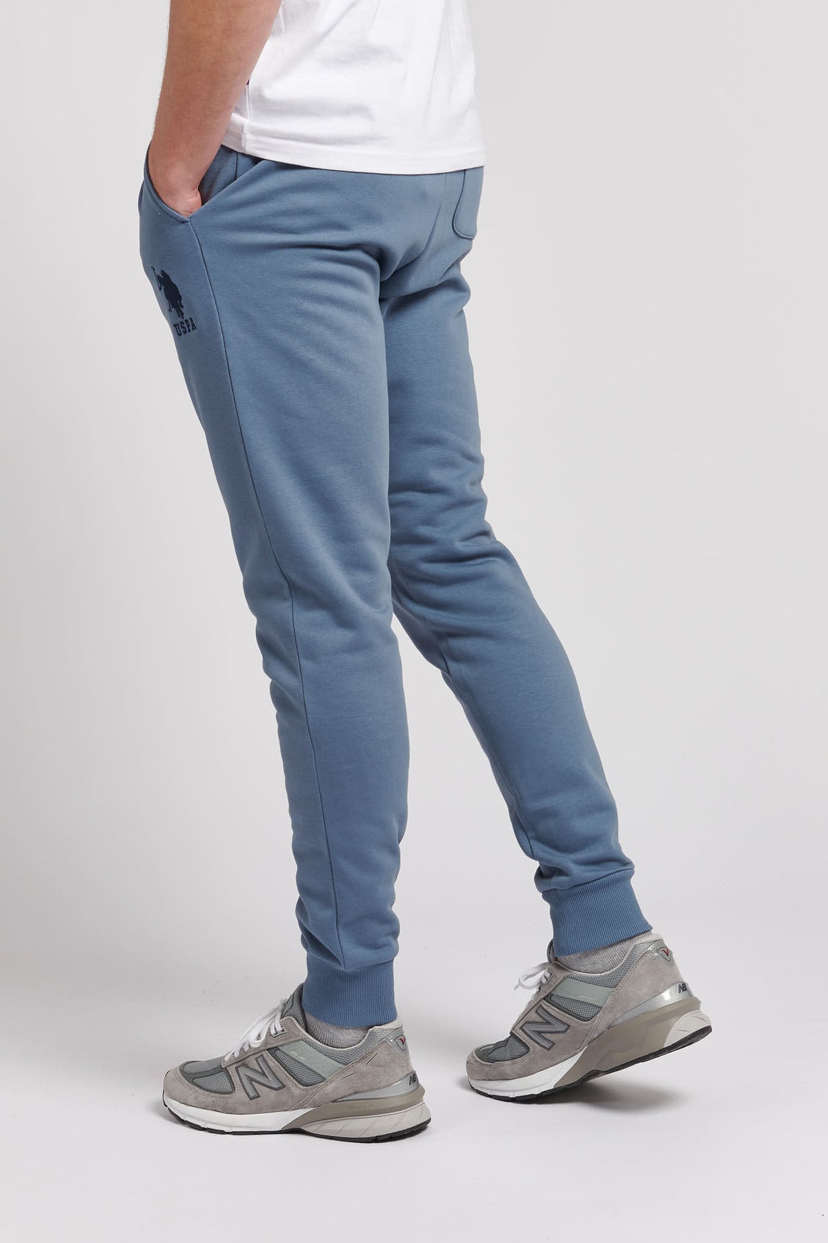 Mens Player 3 Joggers in China Blue