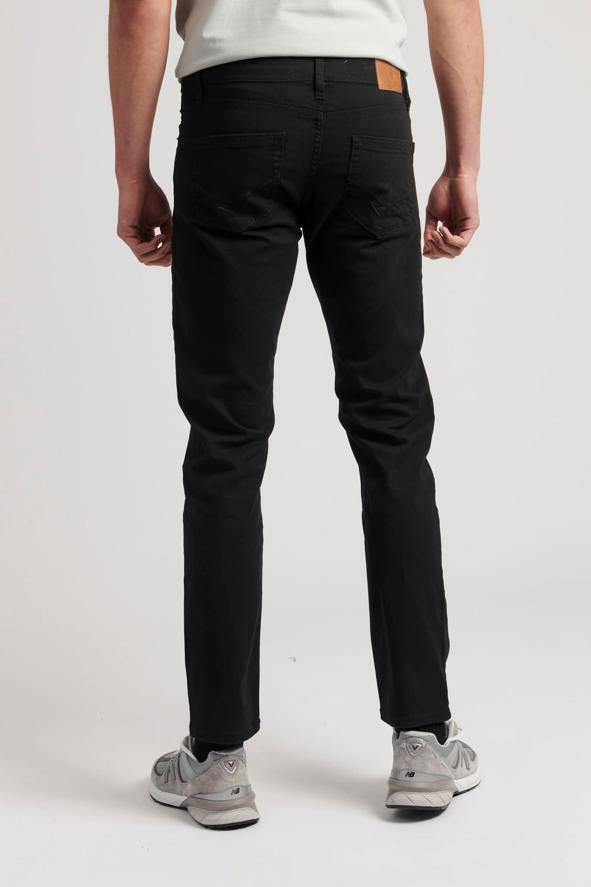 Mens Woven Trousers in Black