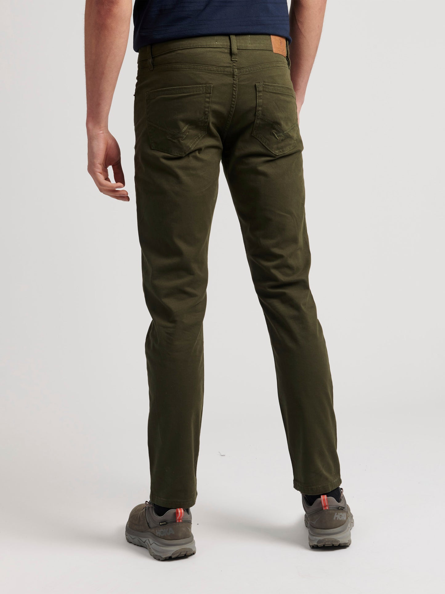 Mens Woven Trousers in Army Green