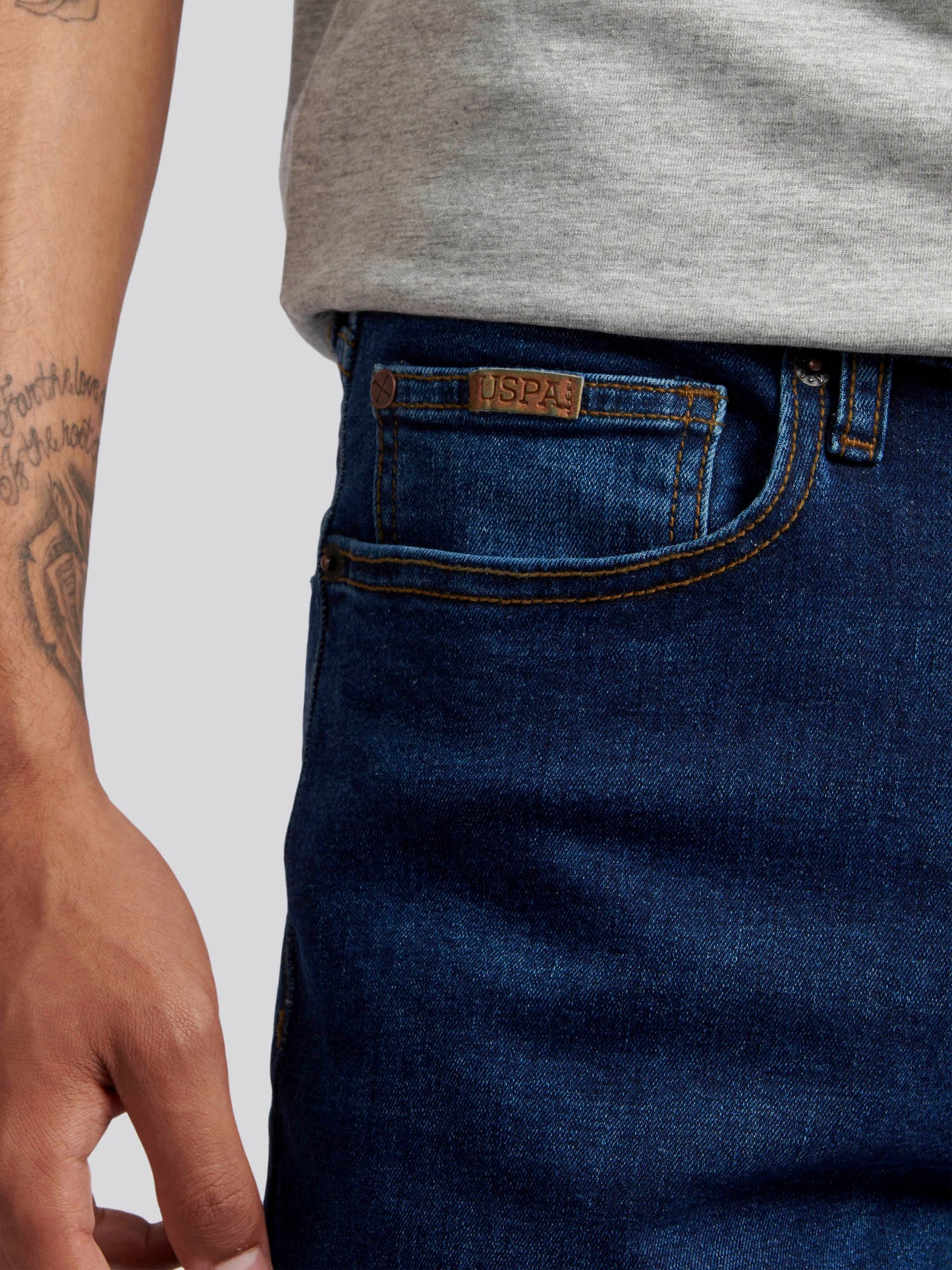 Mens 5 Pocket Regular Fit Denim Jeans in Dark Wash