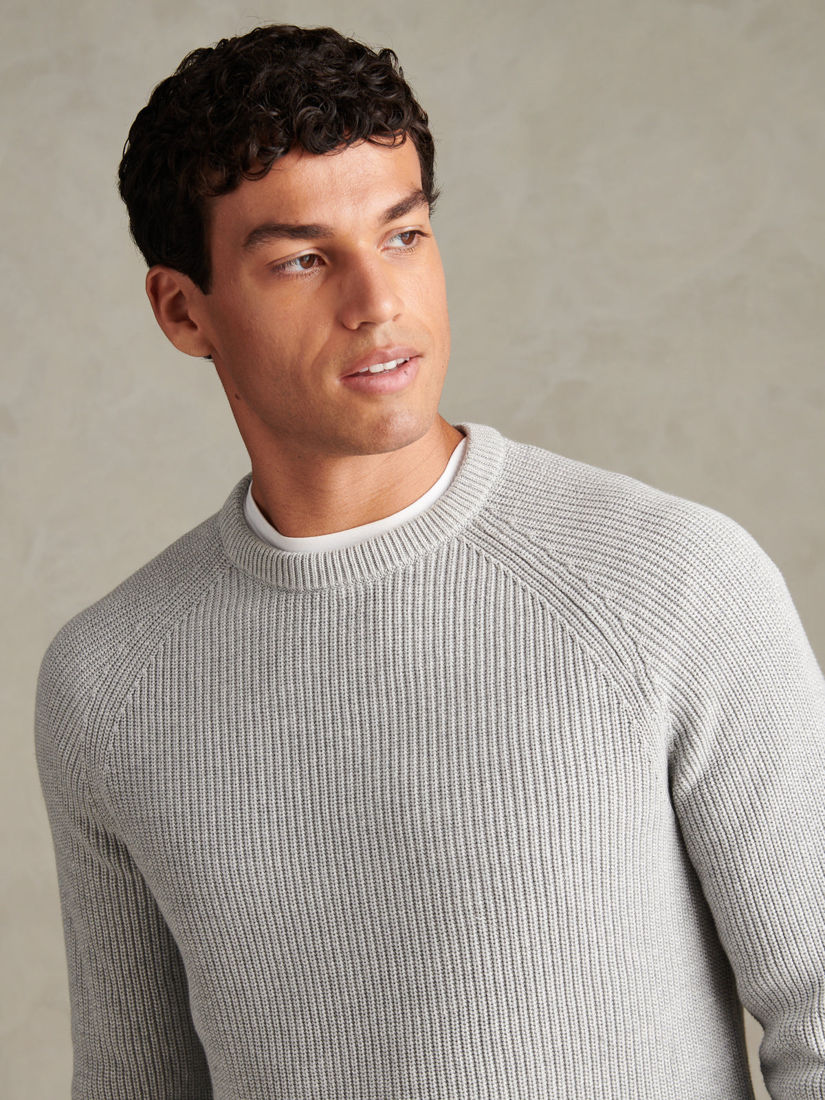 Mens Textured Raglan Crew Neck Jumper Mid Grey Marl