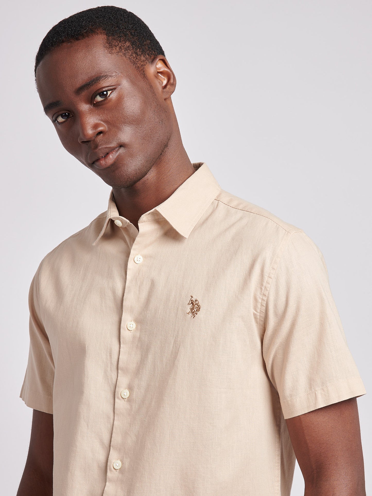 Mens Linen Blend Short Sleeve Shirt in Doeskin