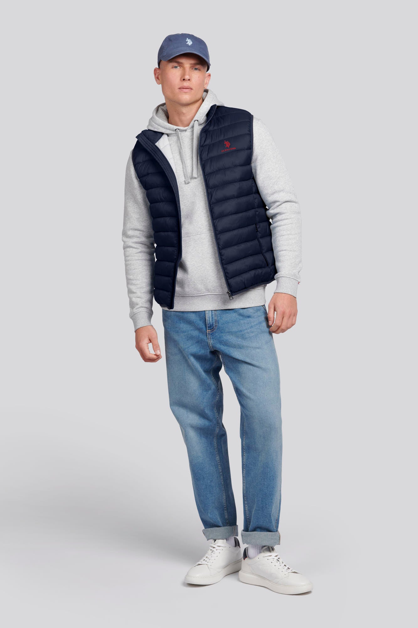 Mens Bound Quilted Gilet in Dark Sapphire Navy / Haute Red DHM