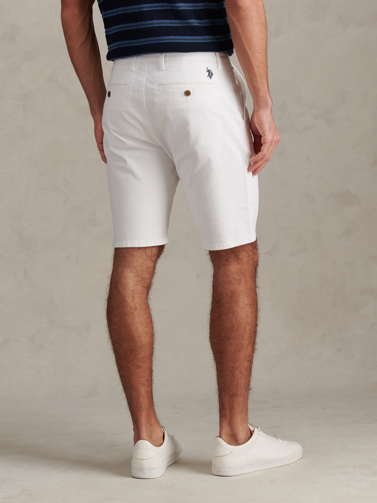 Mens Classic Chinos Shorts in Bright White