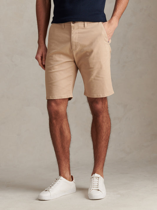 Mens Classic Chinos Shorts in Cornstalk