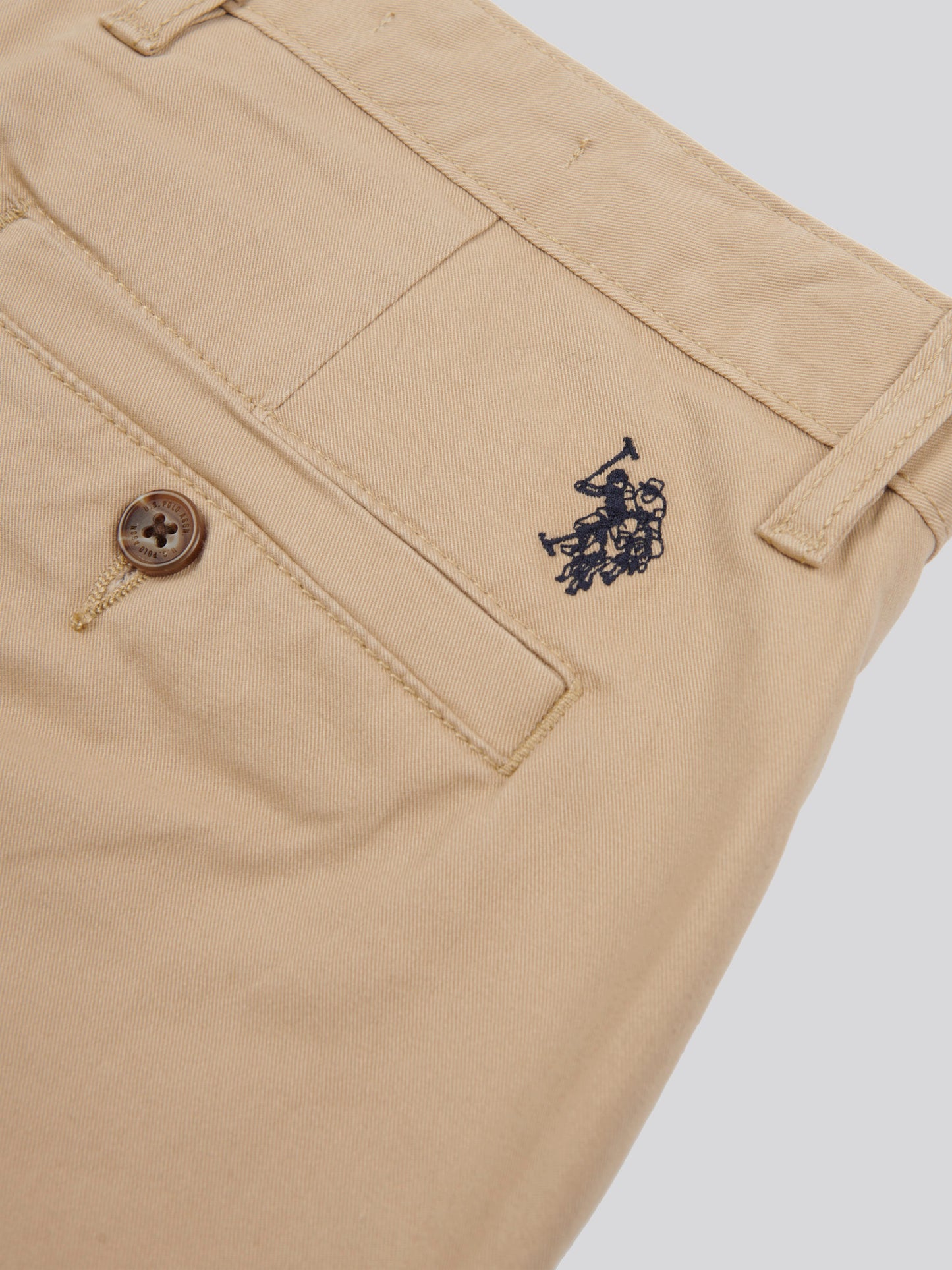 Mens Classic Chinos Shorts in Cornstalk
