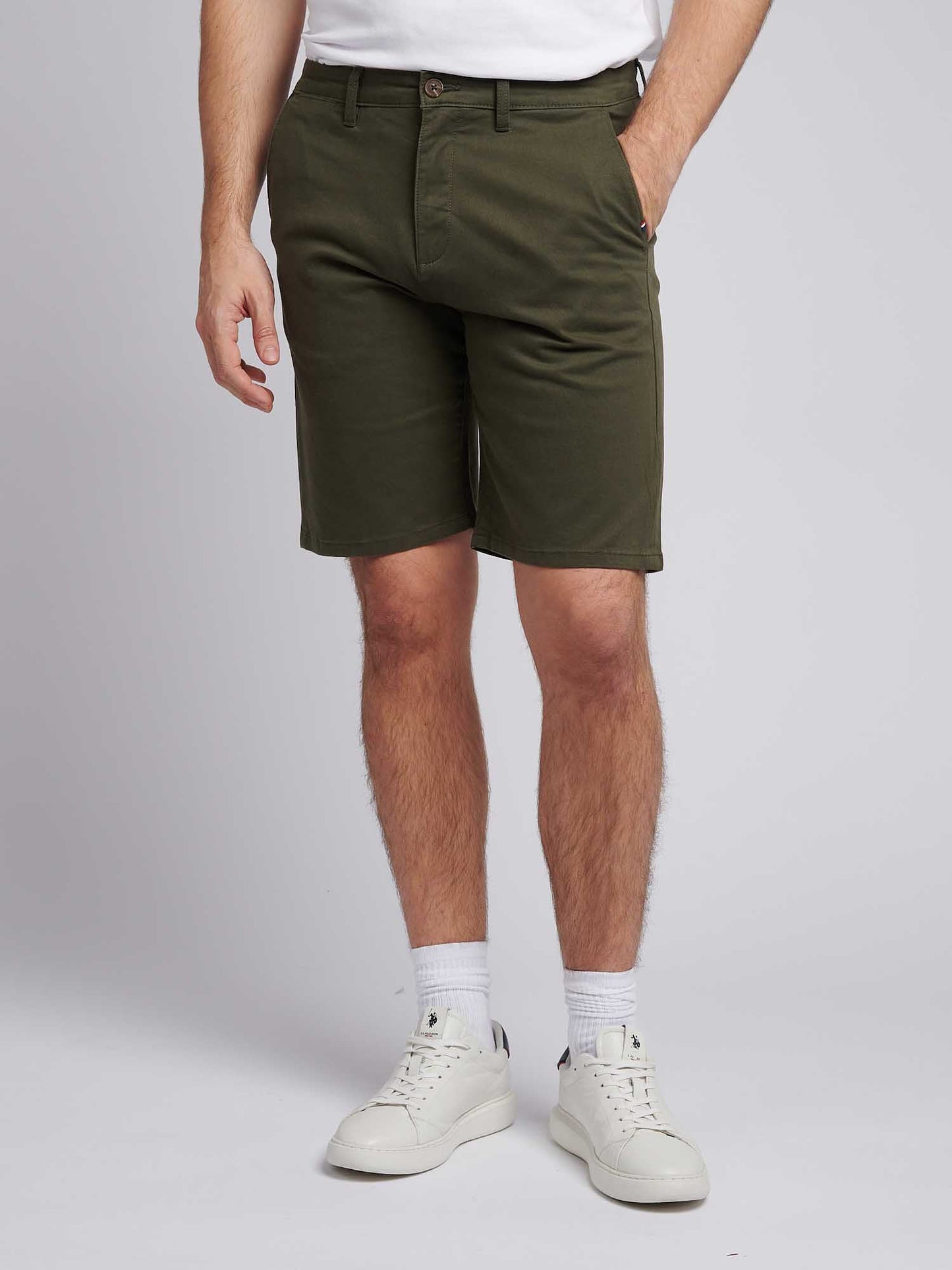 Mens Classic Chinos Shorts in Forest Night