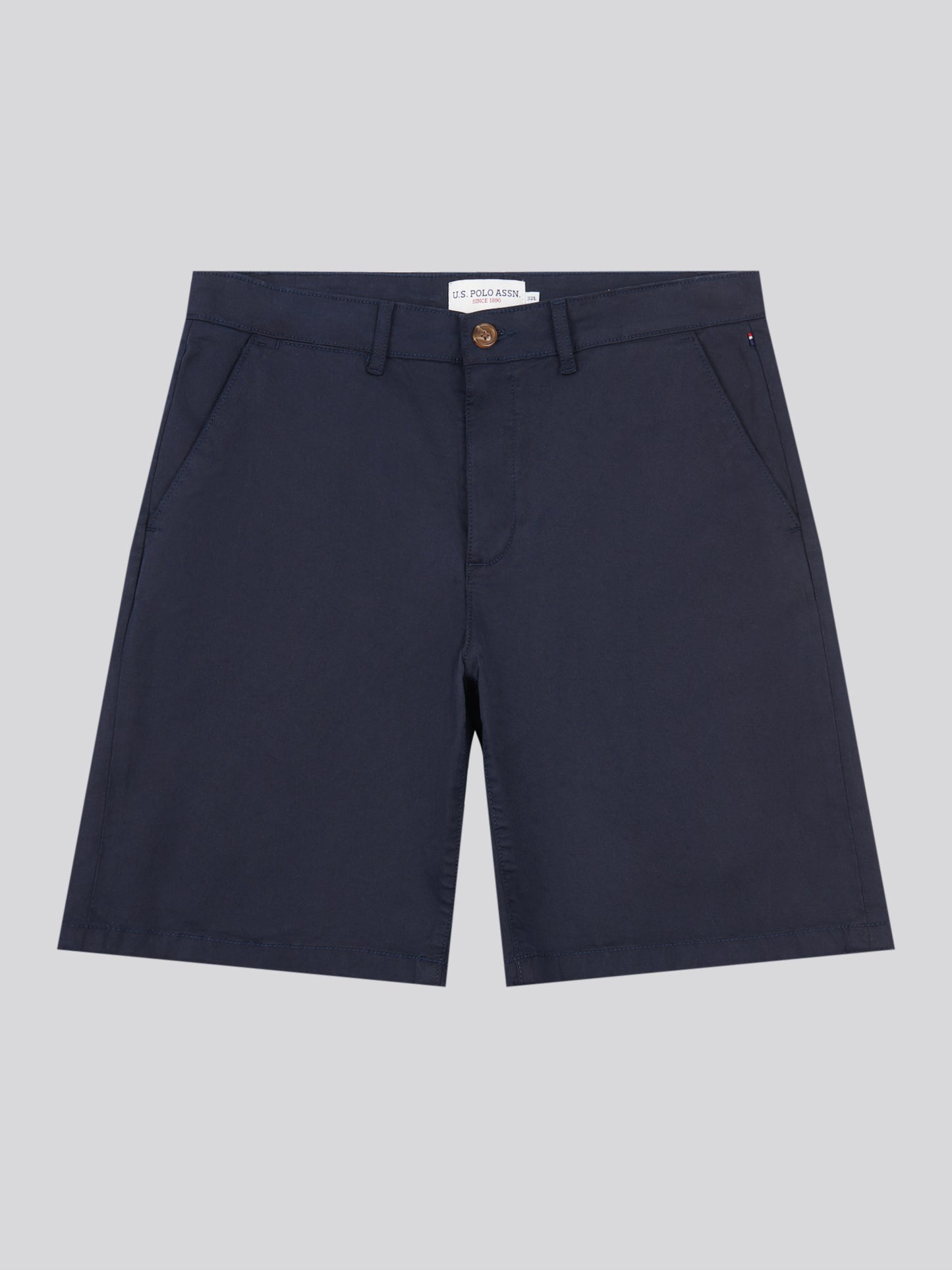 Mens Classic Chinos Shorts in Dark Sapphire Navy / Haute Red DHM