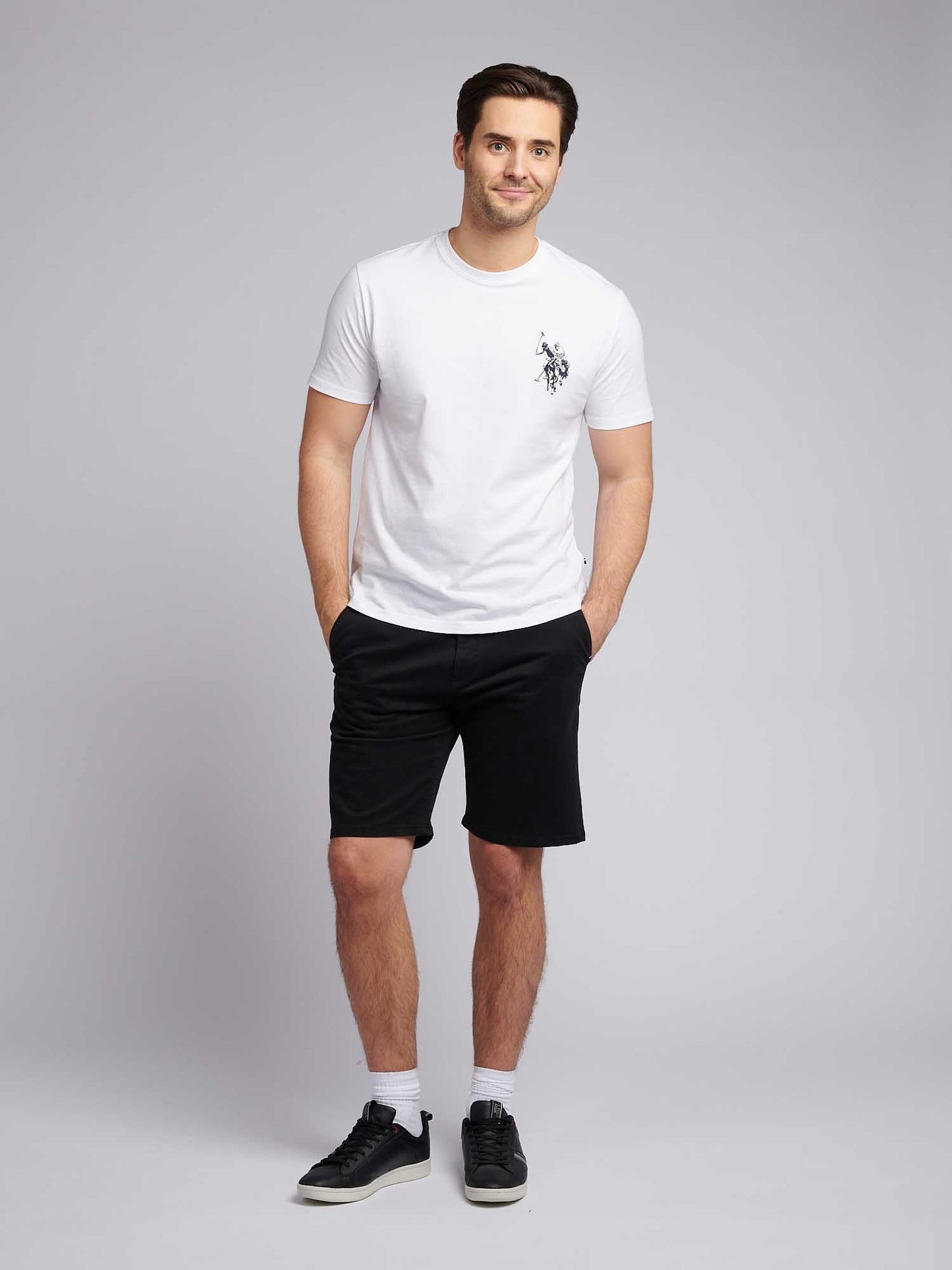 Mens Classic Chinos Shorts in Black Bright White DHM