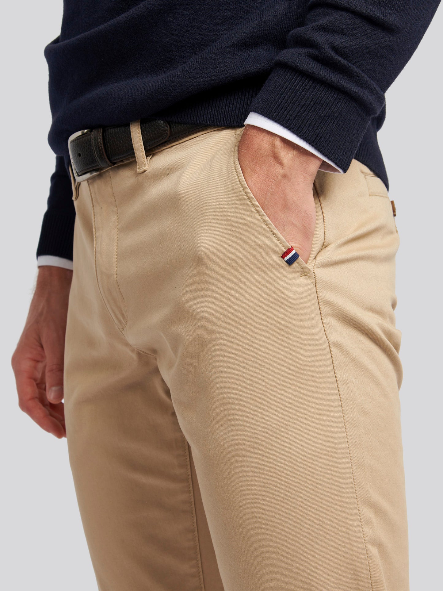 Mens Classic Chinos in Cornstalk