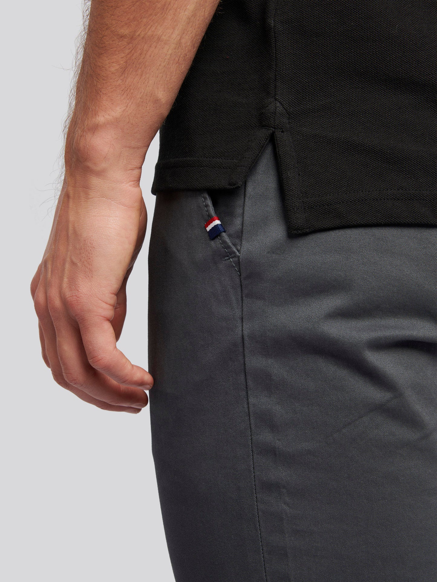 Mens Classic Chinos in Ebony