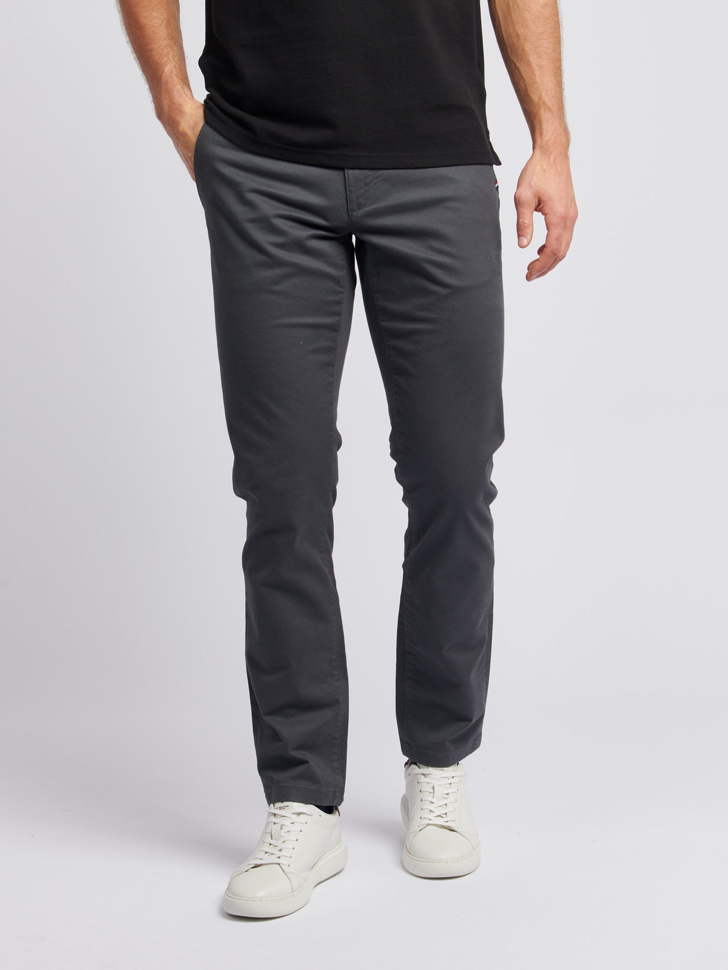 Mens Classic Chinos in Ebony