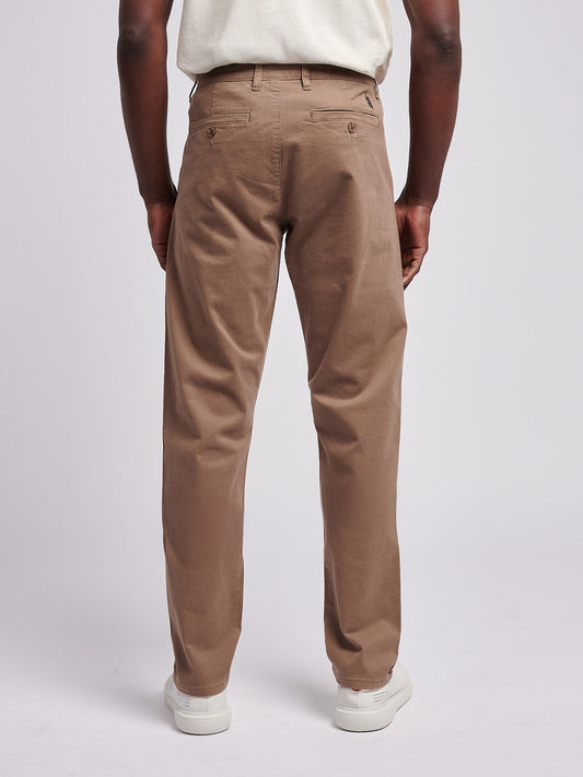 Mens Classic Chinos in Shitake