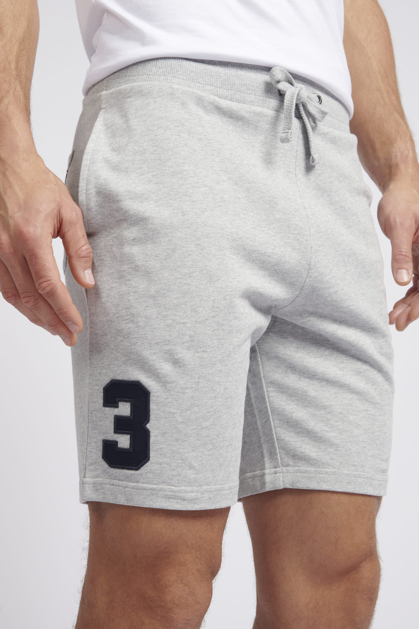 Mens Classic Fit Player 3 Sweat Shorts in Mid Grey Marl