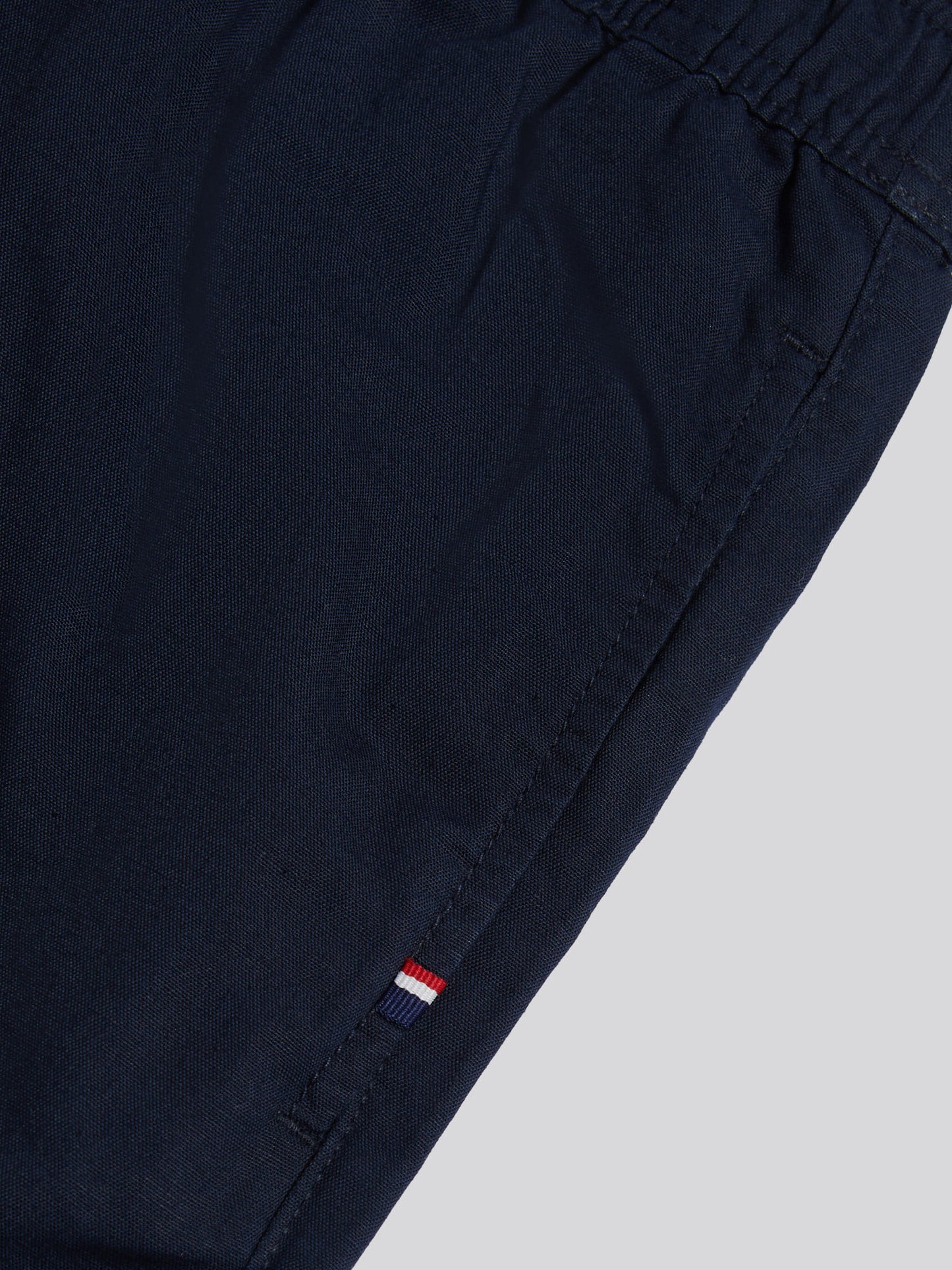 Mens Linen Blend Deck Shorts in Dark Sapphire Navy / Haute Red DHM