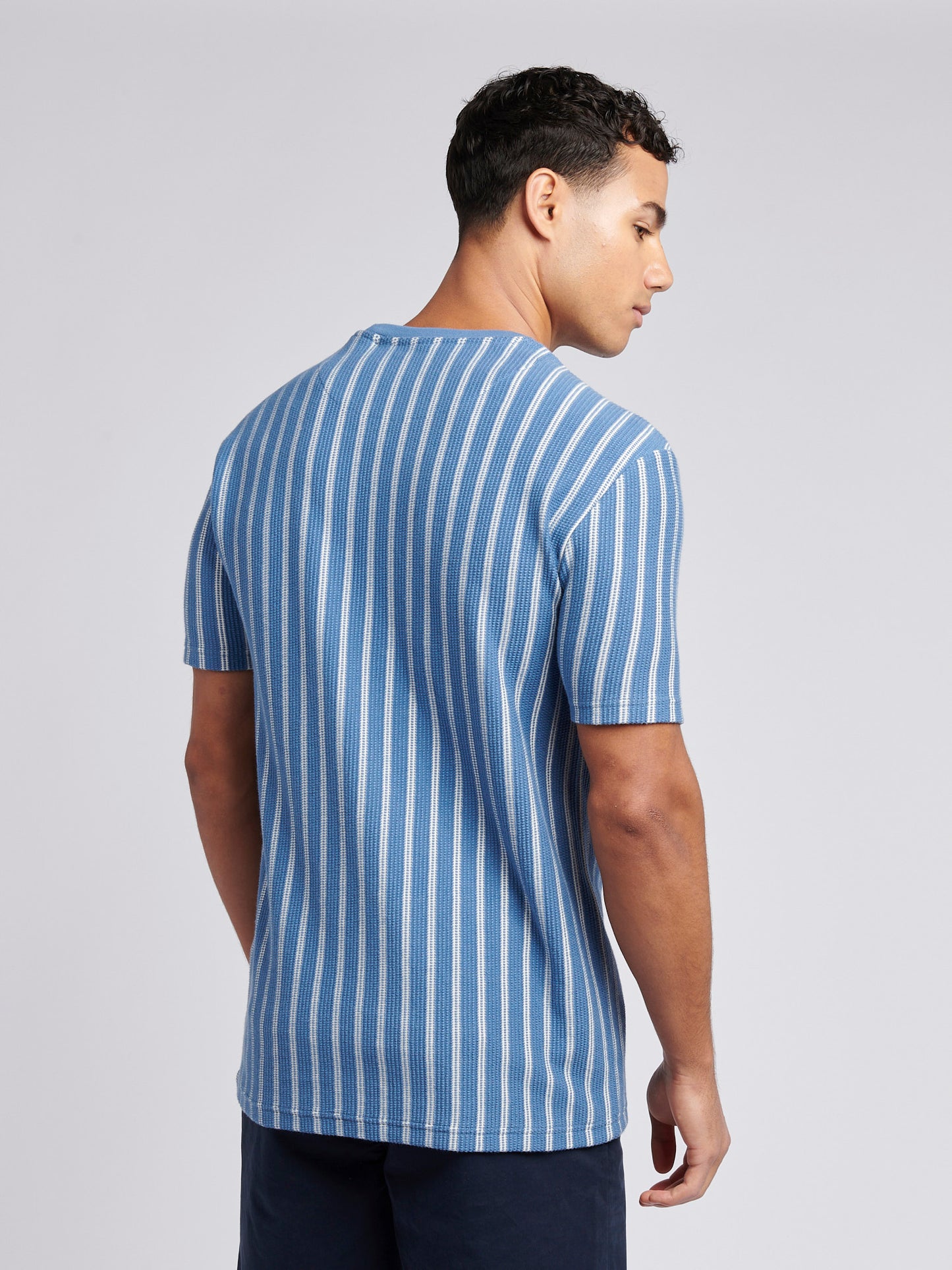 Mens Vertical Textured T-Shirt in Blue Horizon