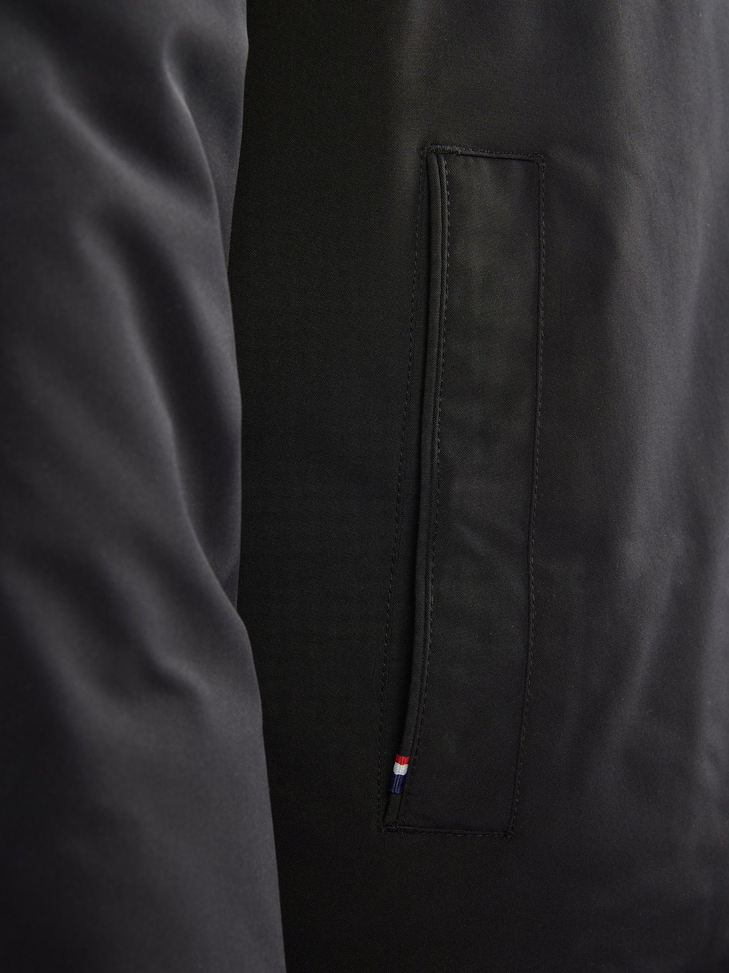 Mens Smart Padded Jacket in Black
