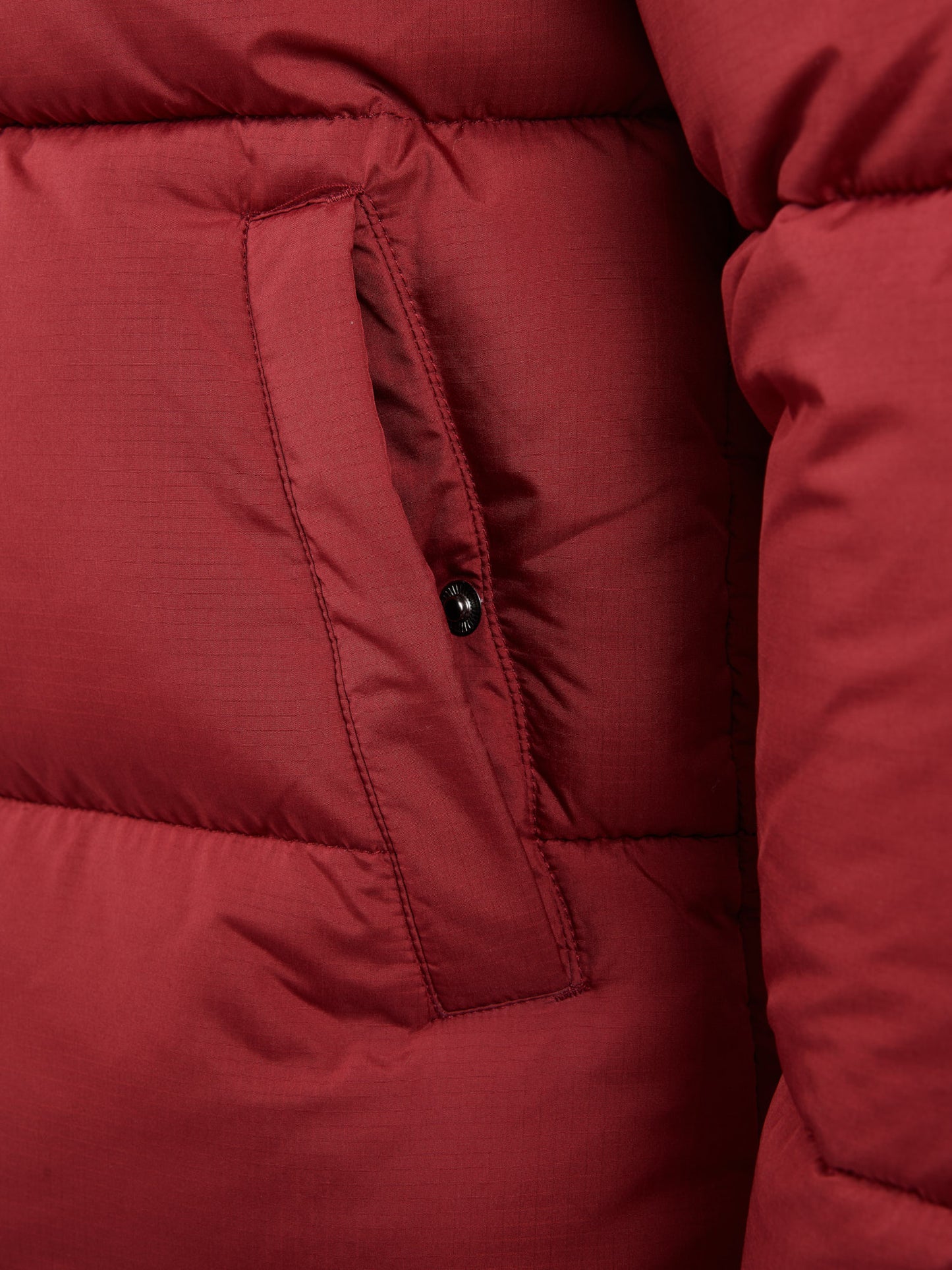 Mens Ripstop Hooded Puffer Jacket in Tibetan Red