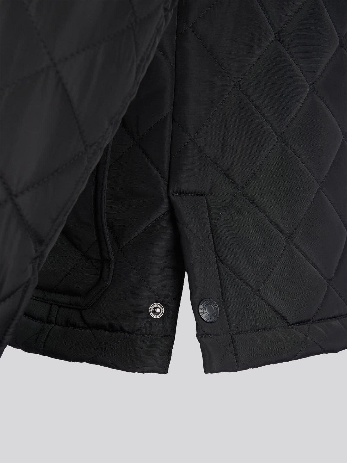 Mens Diamond Quilted Funnel Jacket in Black