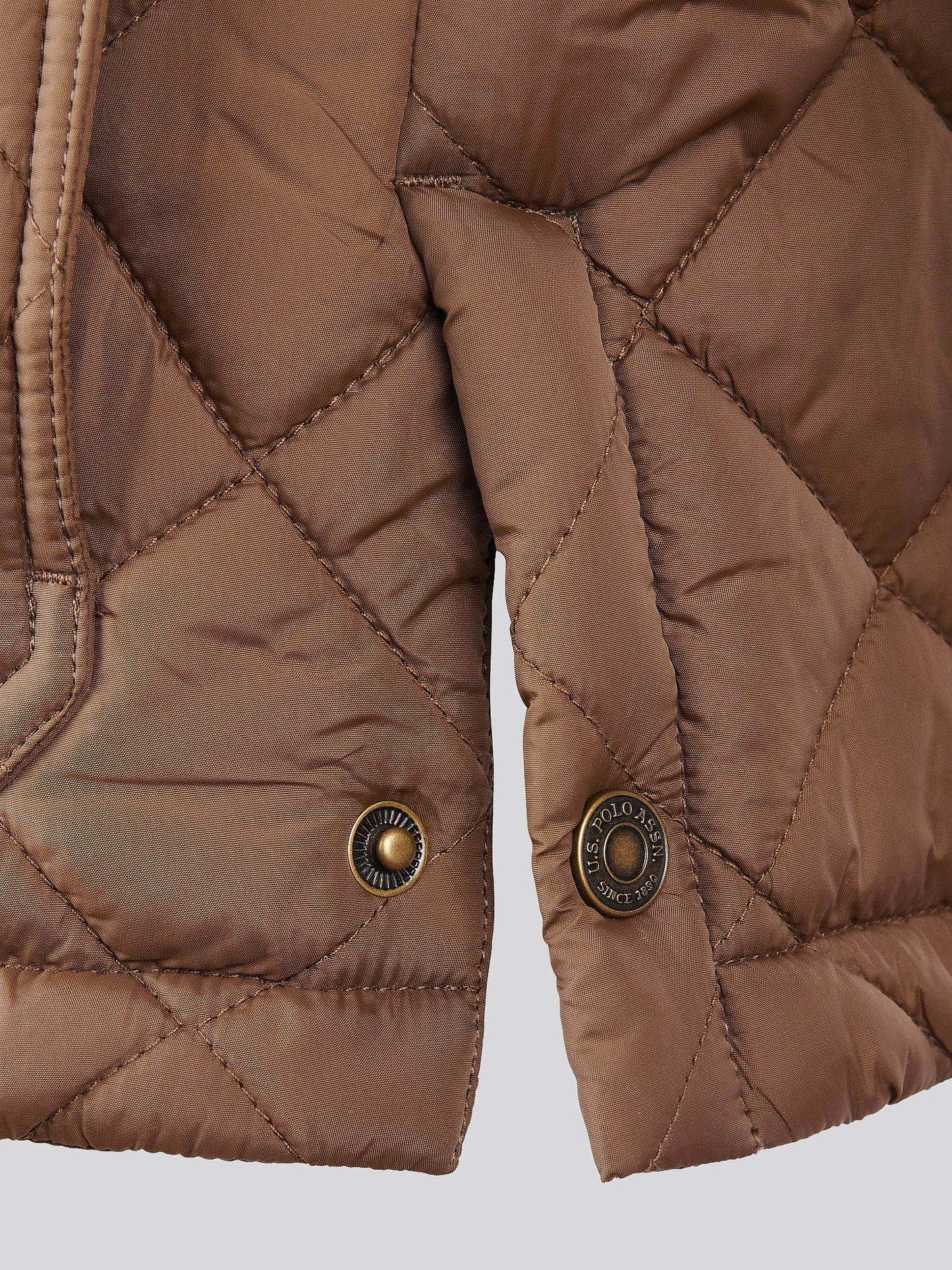 Mens Diamond Quilted Funnel Jacket in Cocoa