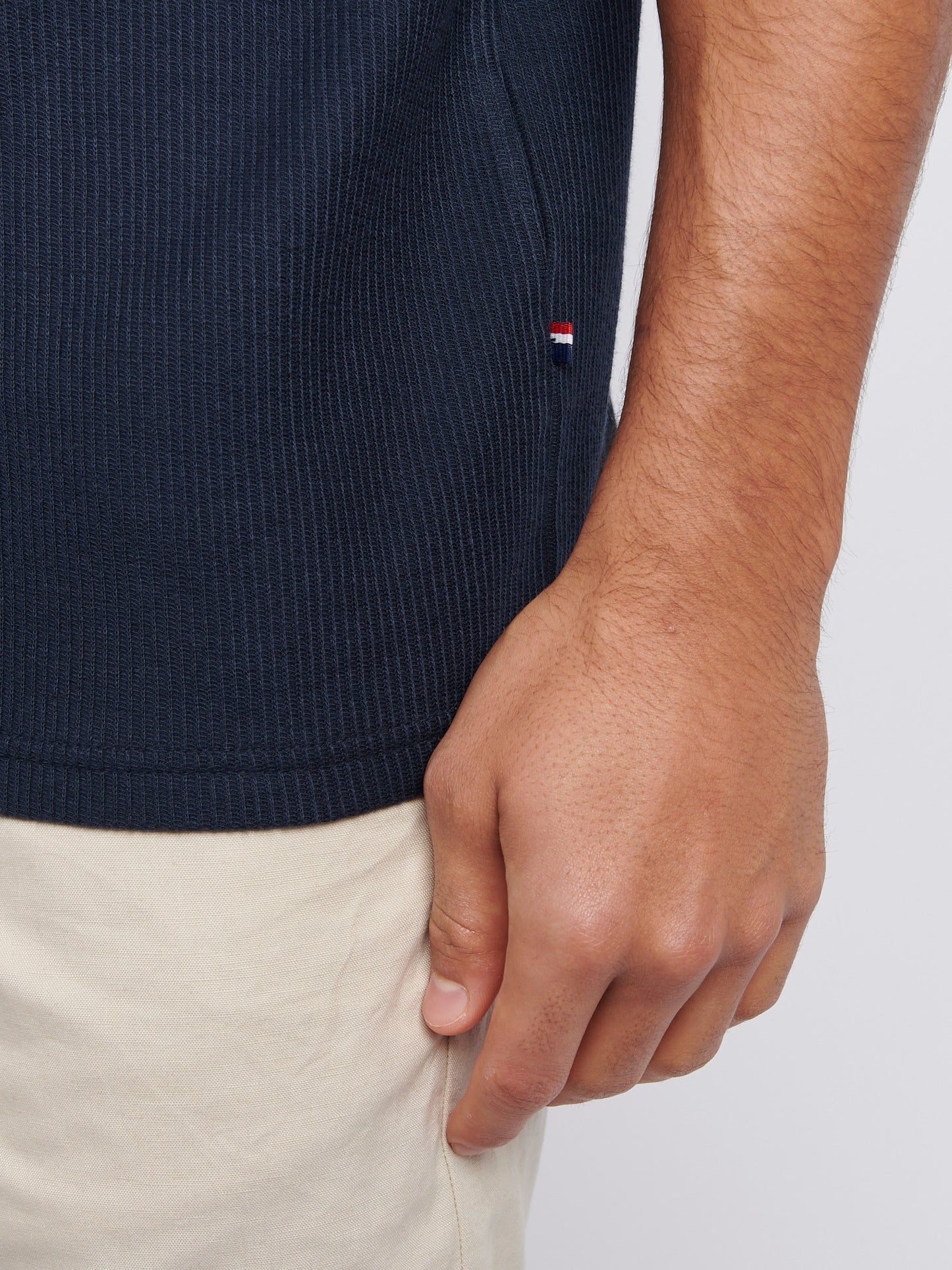 Mens Vertical Texture T-Shirt in Dark Sapphire Navy / Moonlight Blue DHM