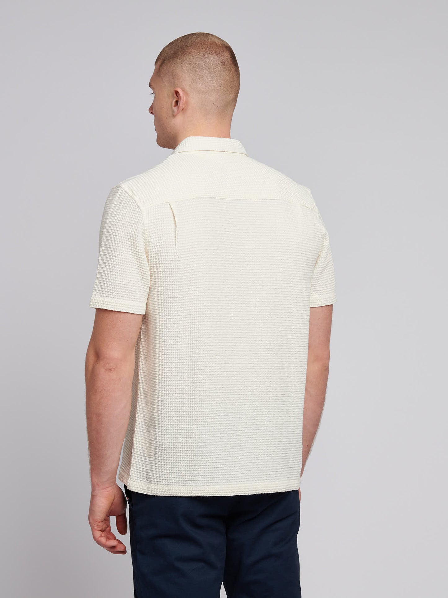 Mens  Textured Waffle Short Sleeve Shirt in Bright White