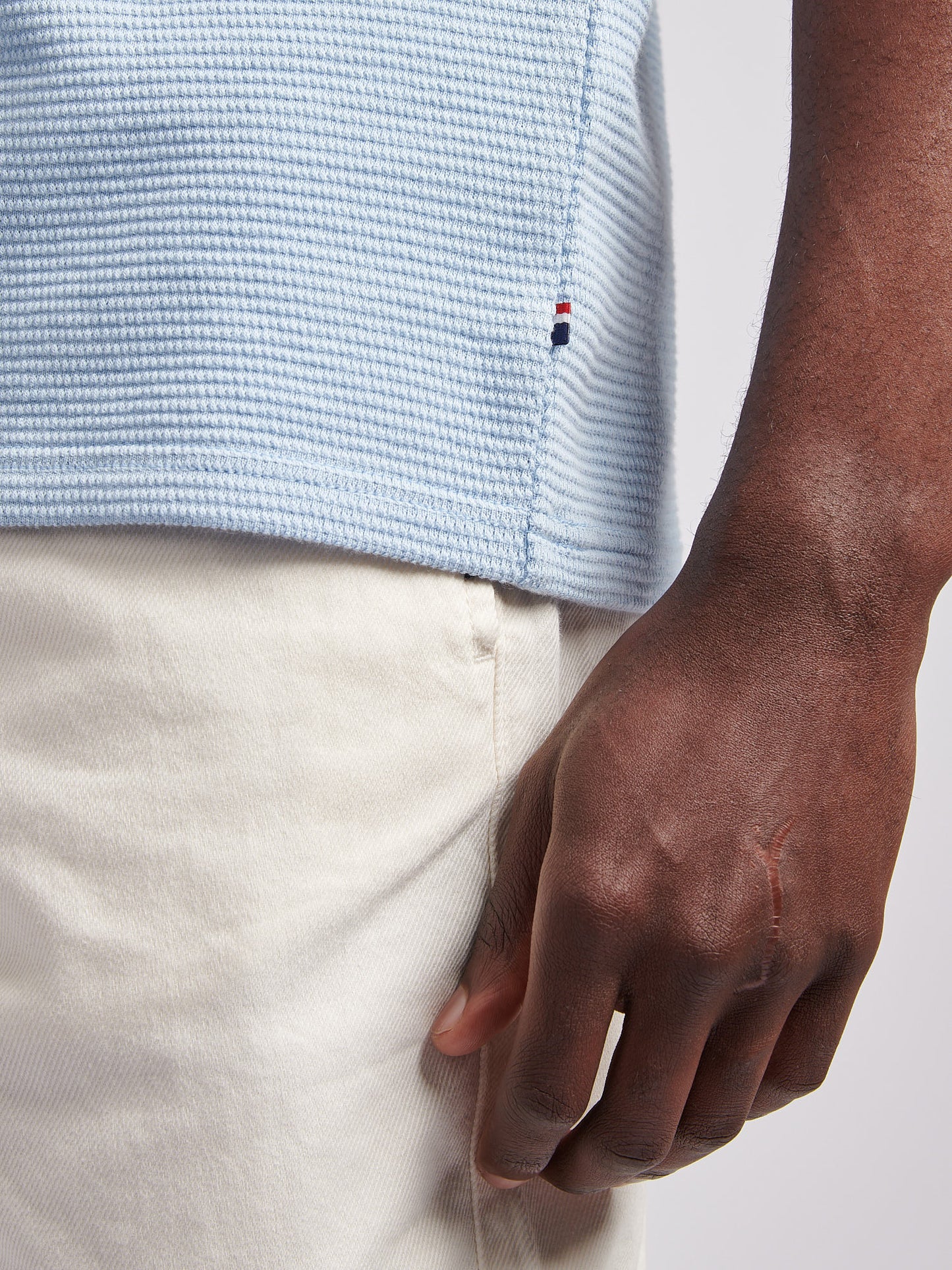 Mens Texture Double Horsemen T-Shirt in Chambray Blue