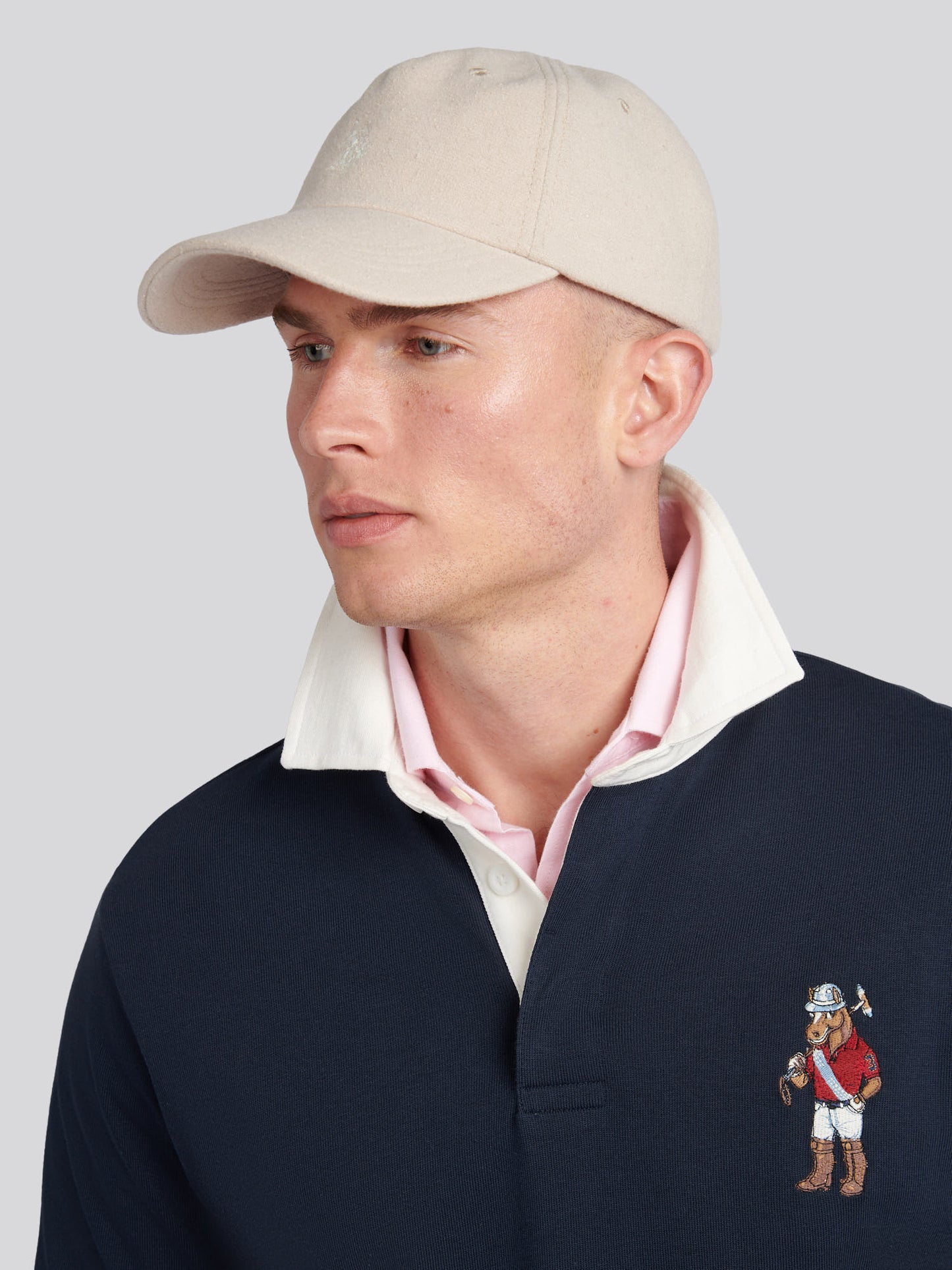 Mens Boucle Cap in Atmosphere