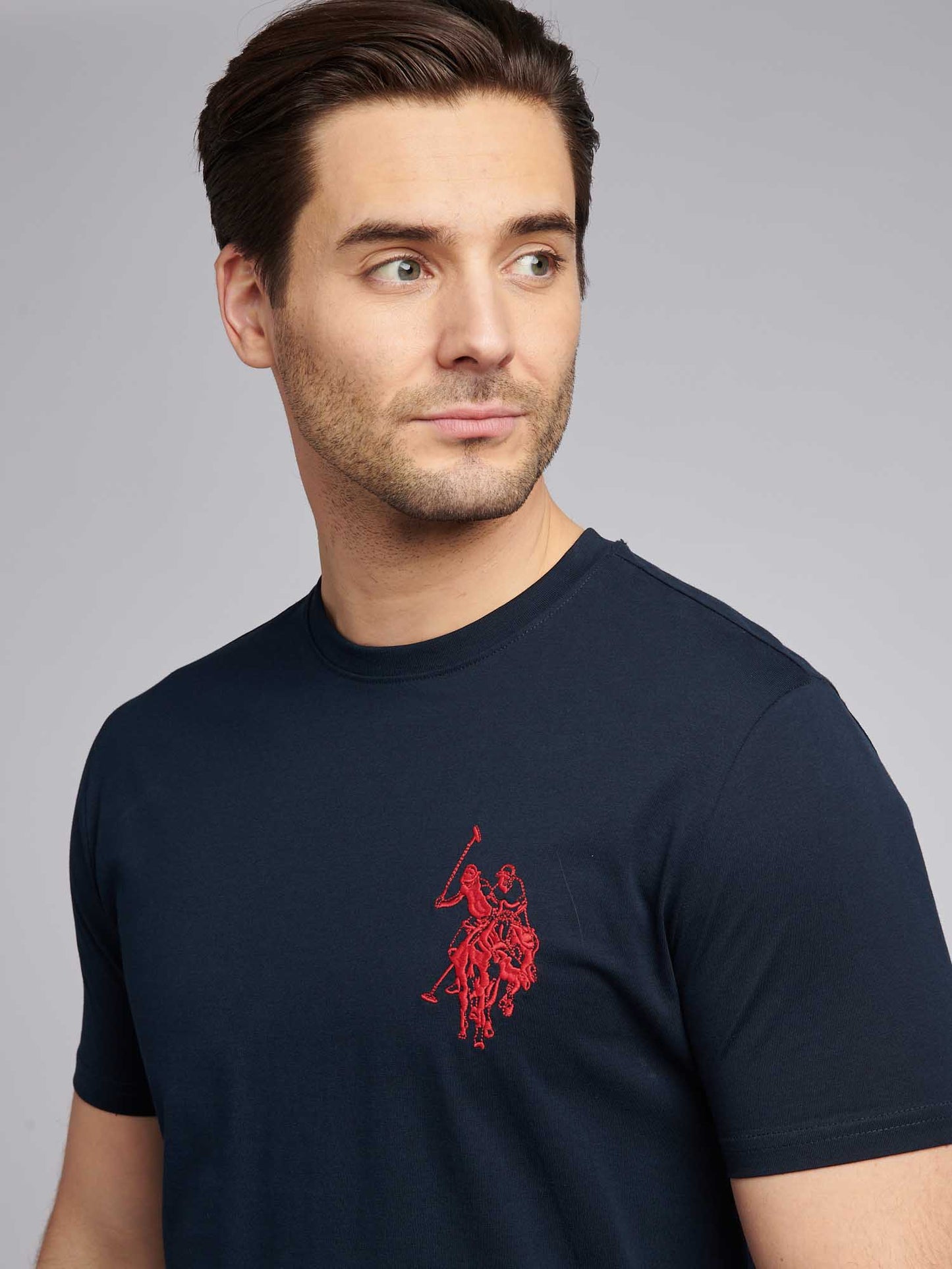 Mens Large Player T-Shirt in Dark Sapphire Navy / Haute Red DHM