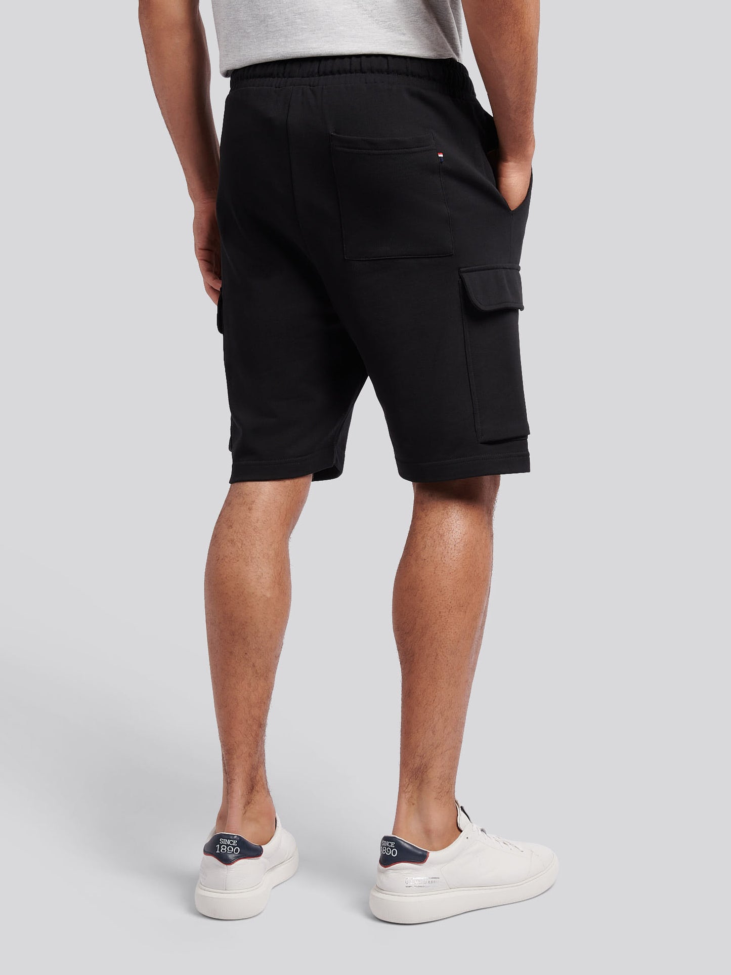 Mens Smart Utility Short in Black Bright White DHM