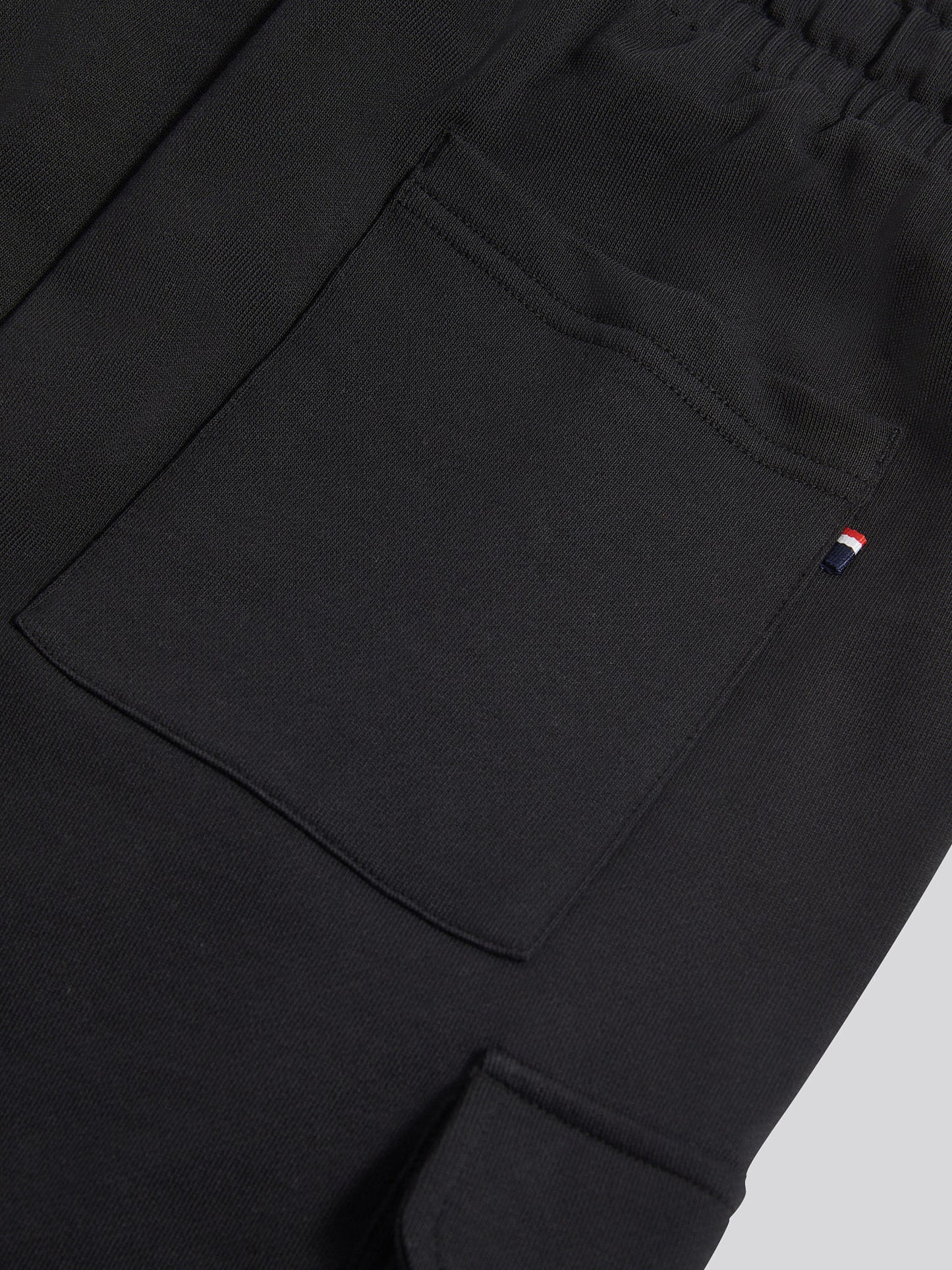 Mens Smart Utility Short in Black Bright White DHM