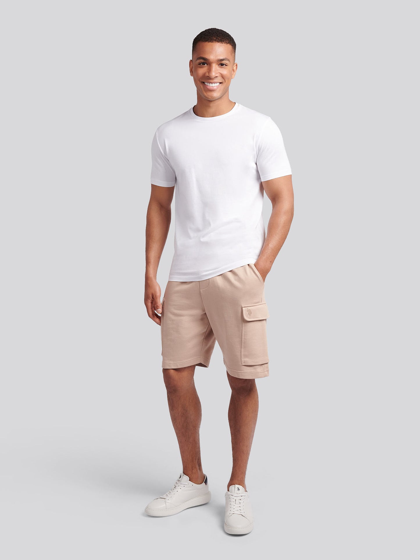 Mens Smart Utility Short in Doeskin