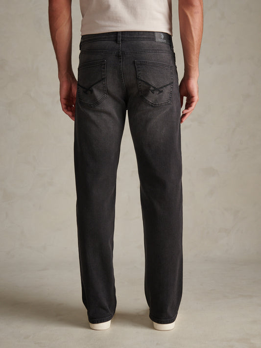 Mens Relaxed Fit Jean Distressed Black