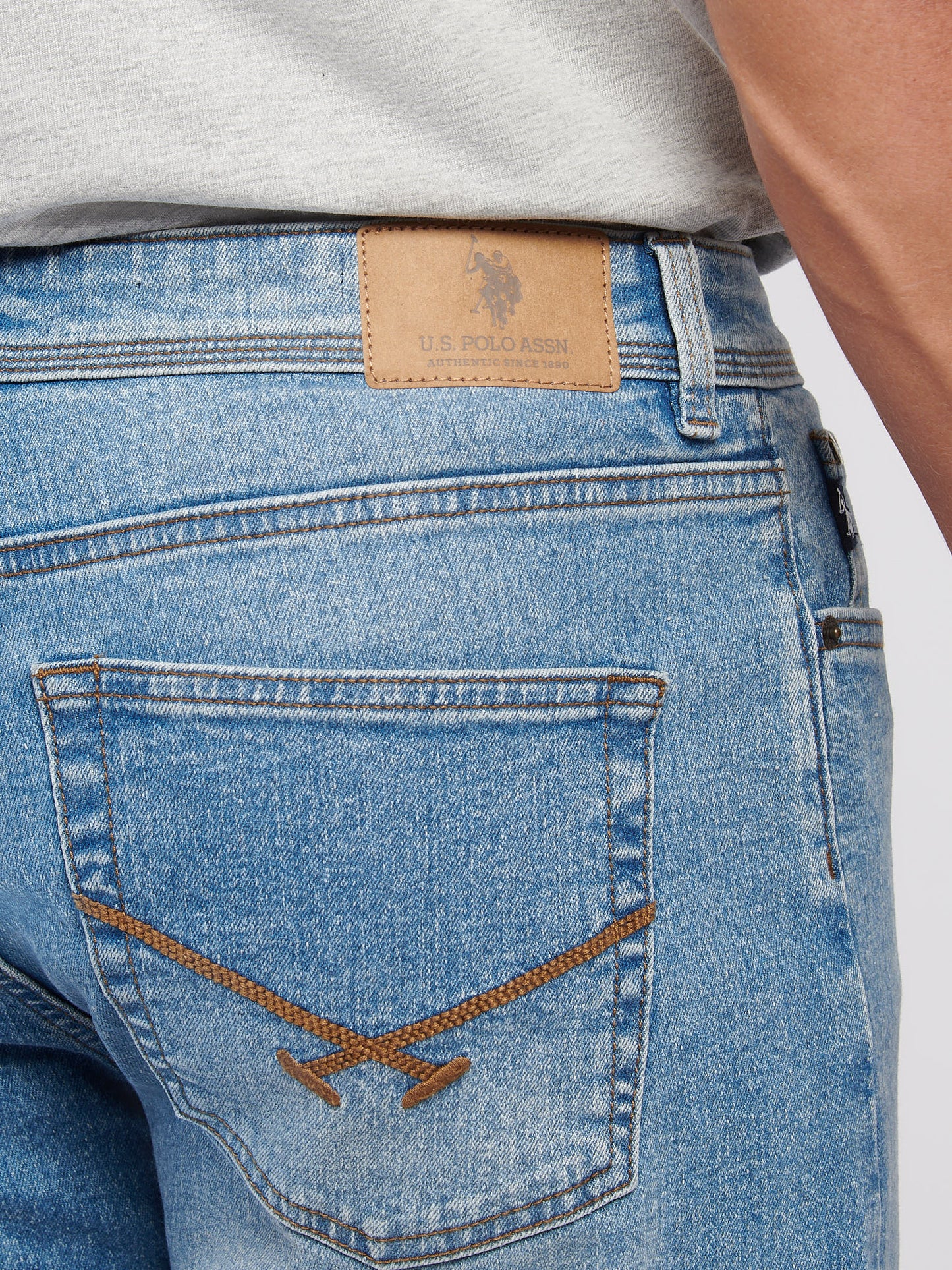 Mens Straight Fit Jean Blue Wash