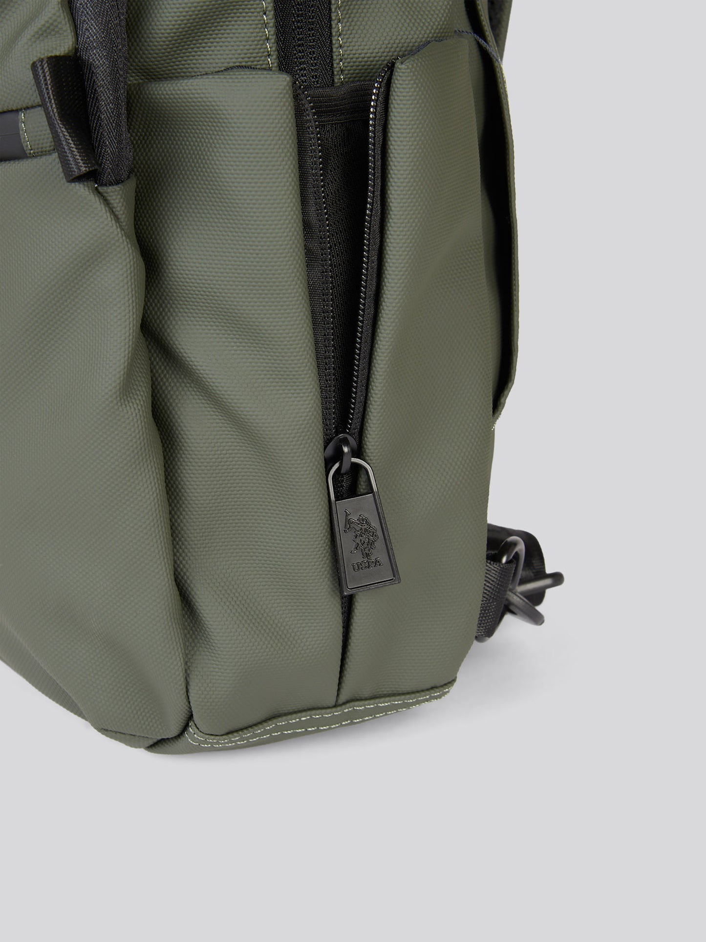 Mens Arrowhead Backpack in Army Green