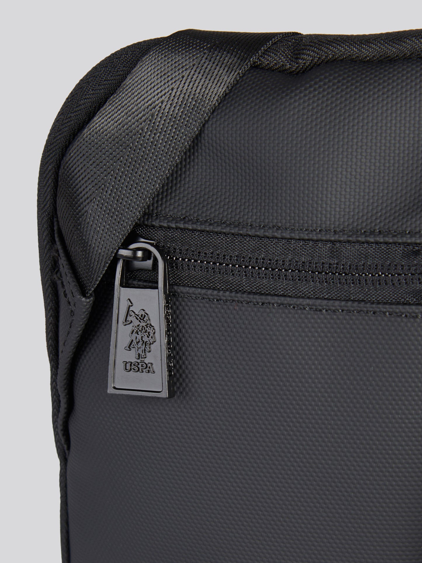 Mens Small Arrowhead Crossbody Bag in Black