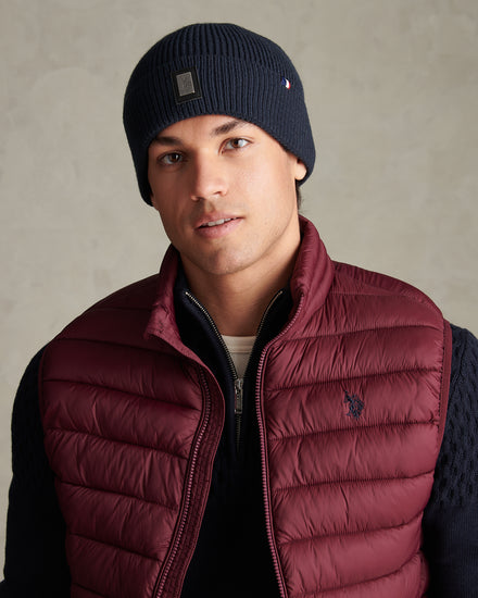 Mens Engraved Metal Badge Knitted Beanie Dark Sapphire Navy