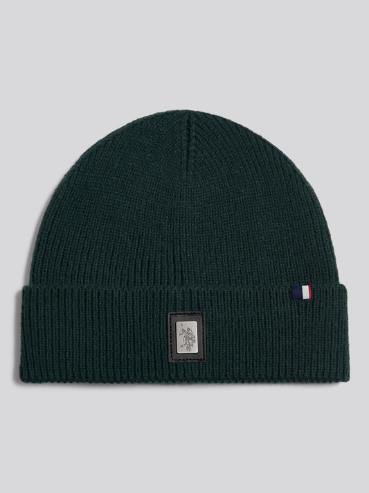 Mens Engraved Metal Badge Knitted Beanie Green Gables Marl