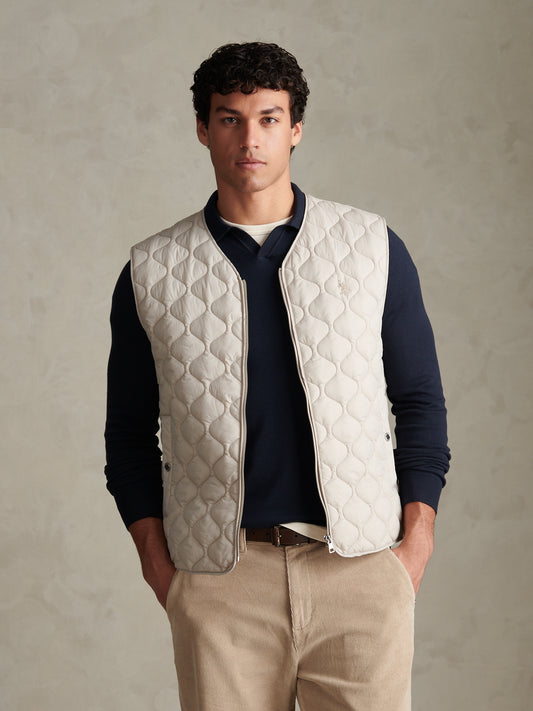 Mens Onion Quilted Gilet Nacreous Clouds