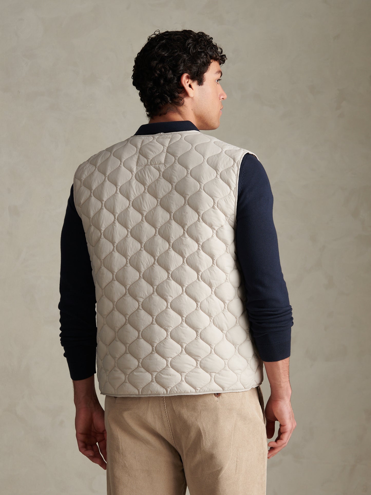 Mens Onion Quilted Gilet Nacreous Clouds