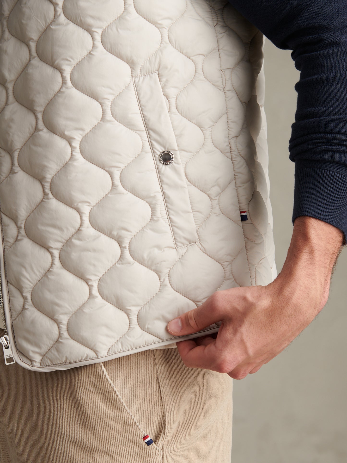 Mens Onion Quilted Gilet Nacreous Clouds