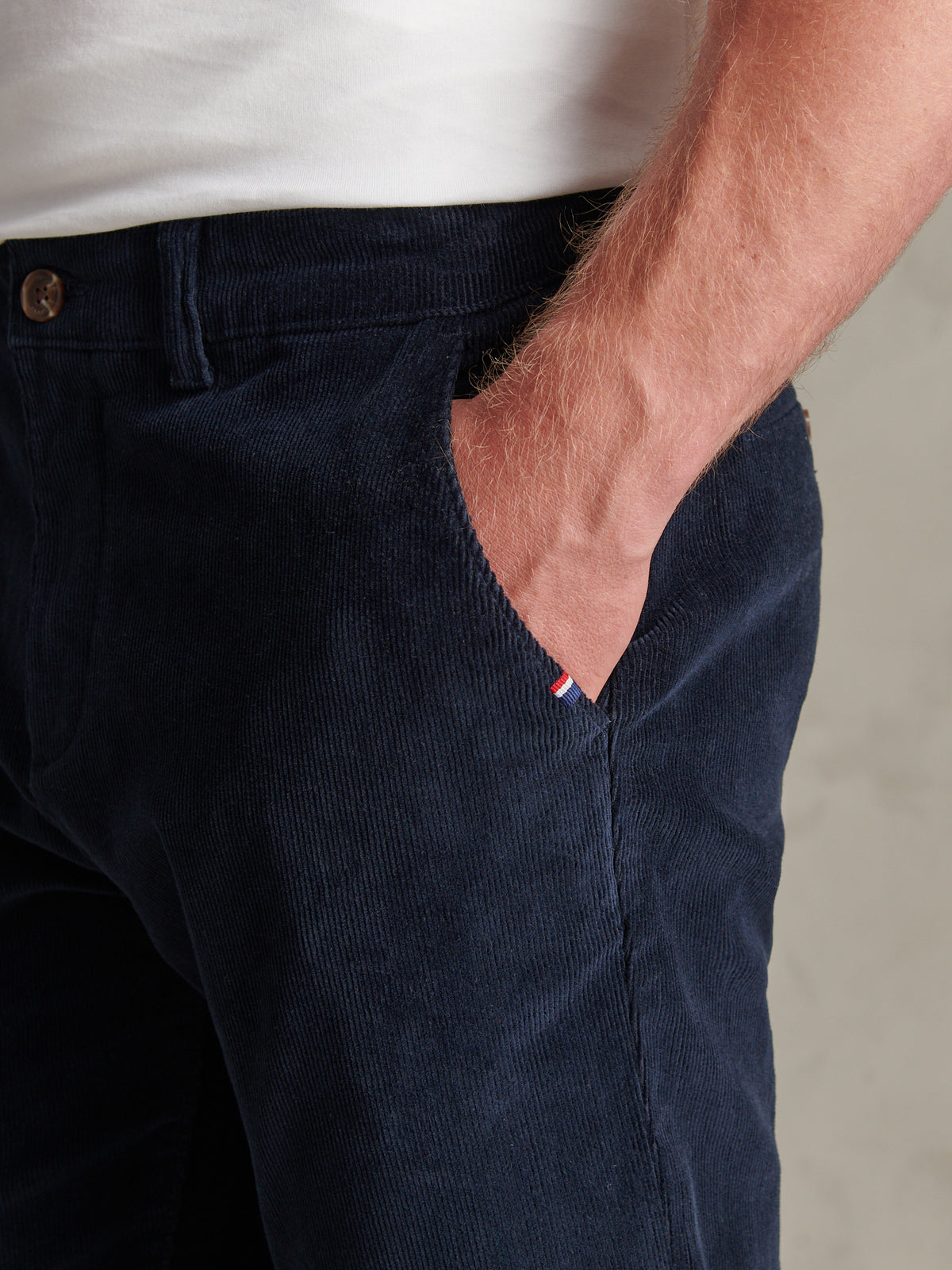 Mens Classic Fit Cord Chinos Dark Sapphire Navy / Haute Red DHM