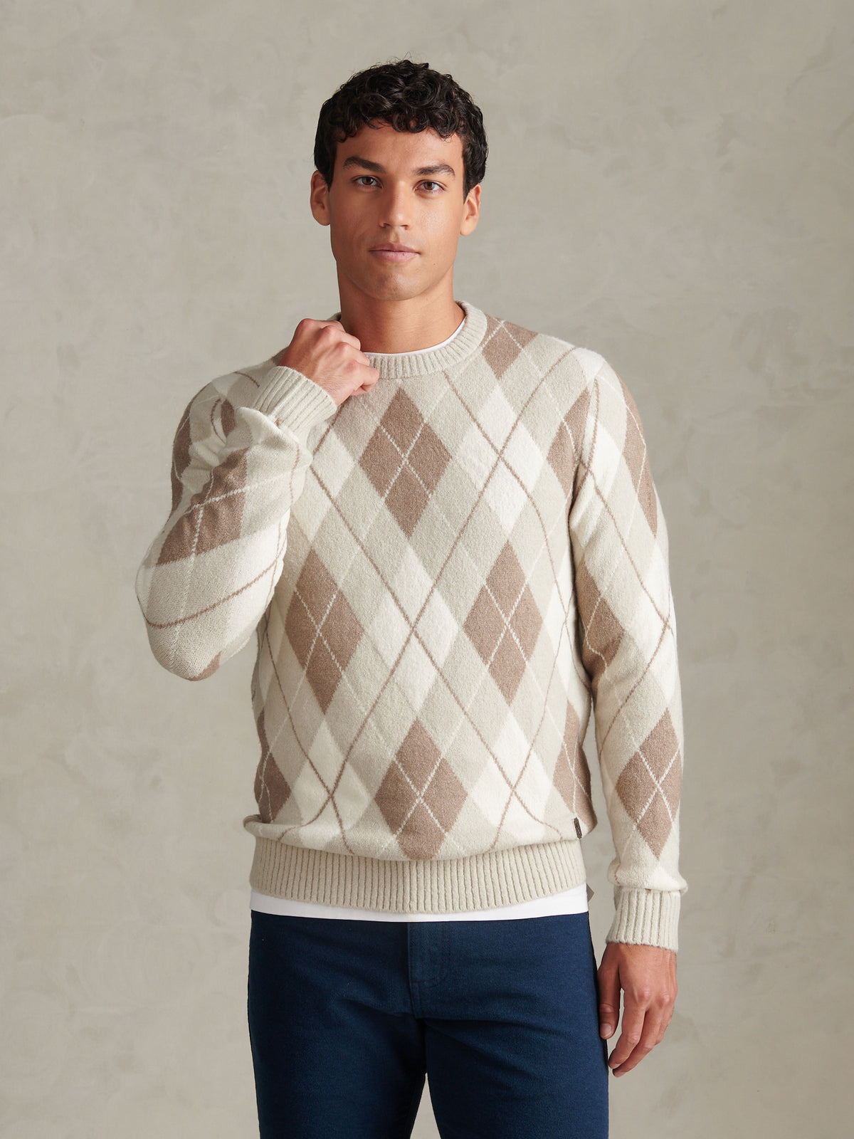 Mens Brushed Argyle Knit Crew Jumper Nacreous Clouds